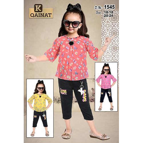 D.No-1545 Girls Capri And Top - Color: Different Available