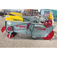 Agriculture Potato Digger - Capacity: 500 Kg/hour) Kg/hr