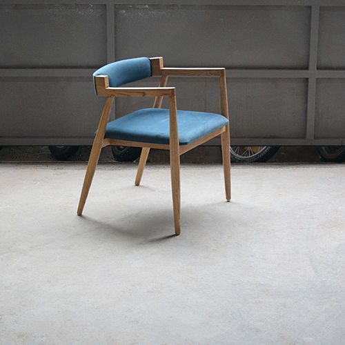 Urbane Solid Wood Dining Chair with Cushioned Upholstry