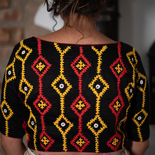 Gujrati Stitch Sleeve Blouse