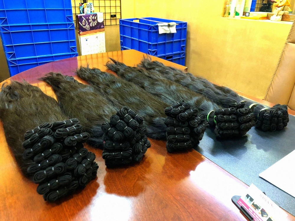 Clip-in hair extensions human hair factory price