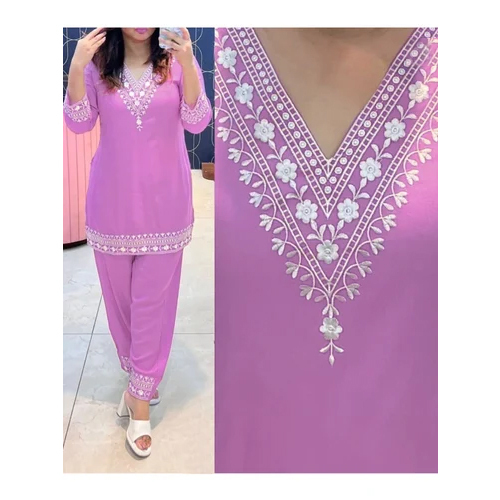 Ladies Rayon Lucknowi Kurti