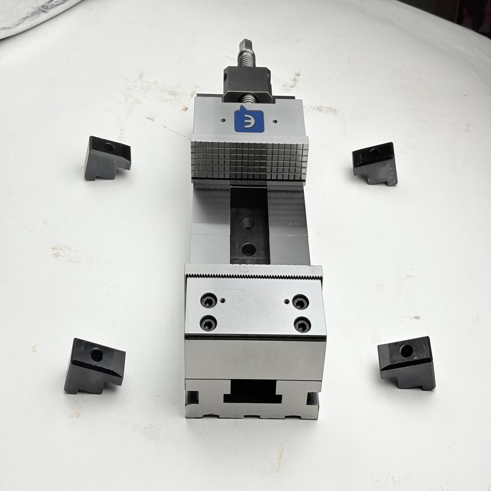 Split Vise (Opening Limitless) - Application: Machine Parts