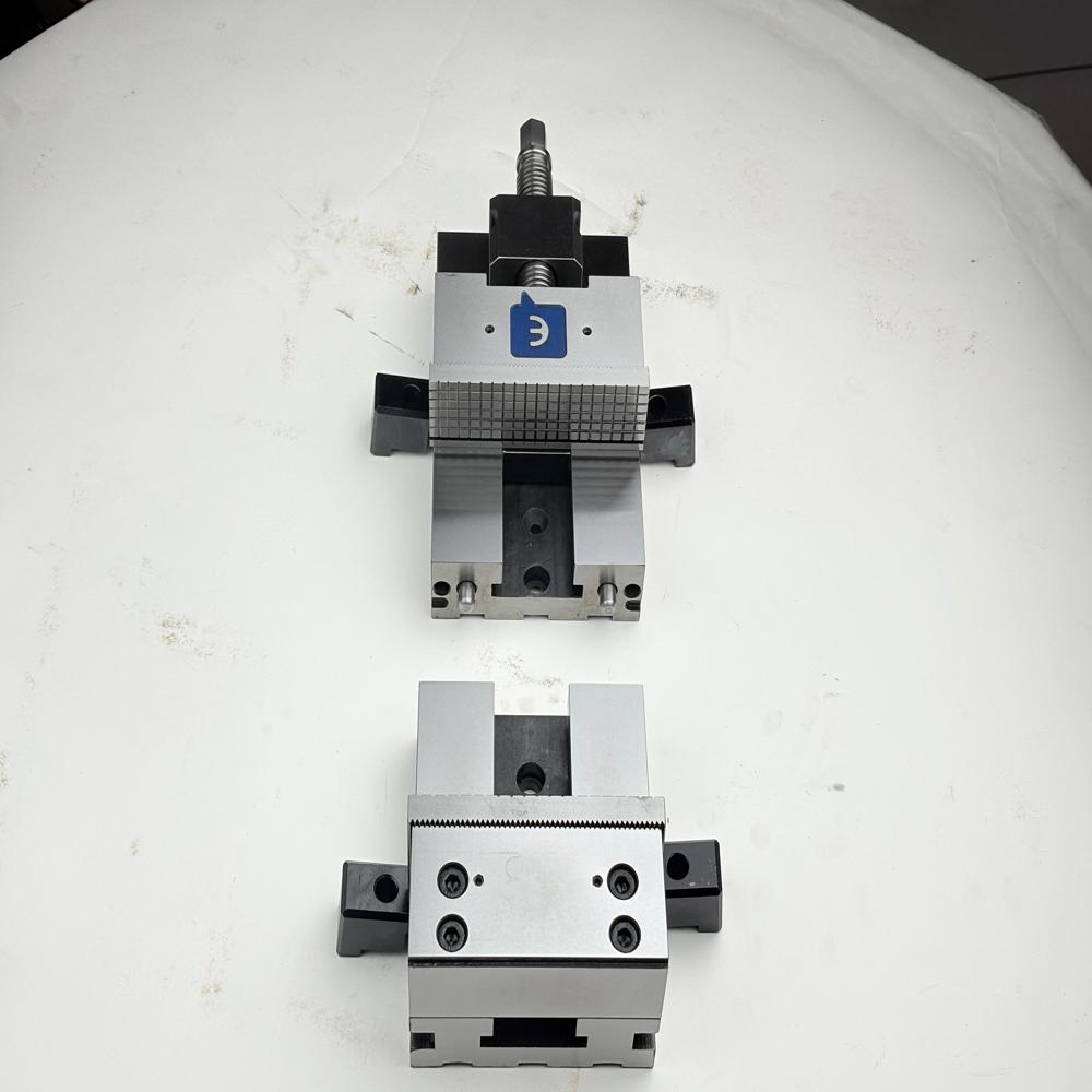 Split Vise (Opening Limitless) - Application: Machine Parts