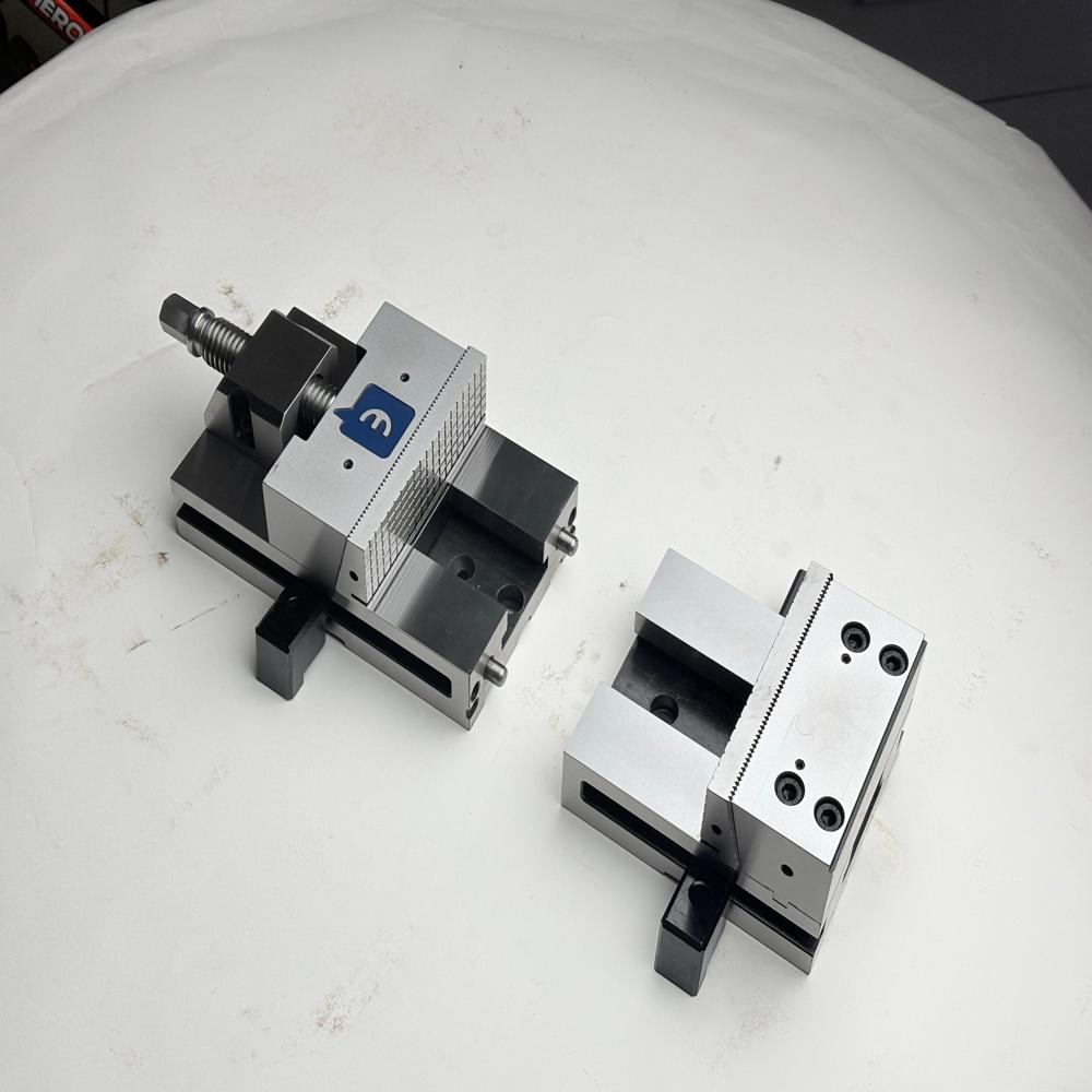 Split Vise (Opening Limitless) - Application: Machine Parts