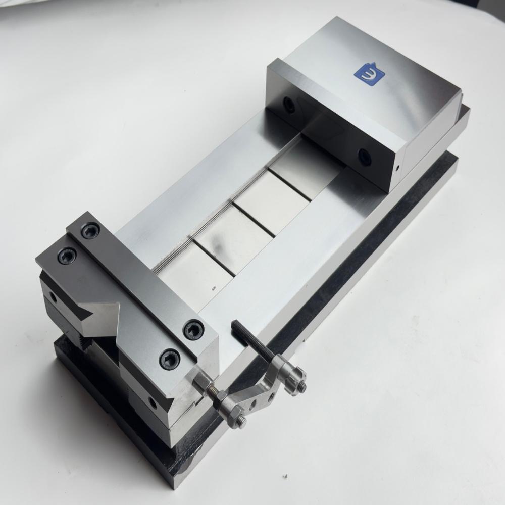 12 Inch Compact Machine Vise (200Mmx 300Mm) 50% Discount) - Application: Industry
