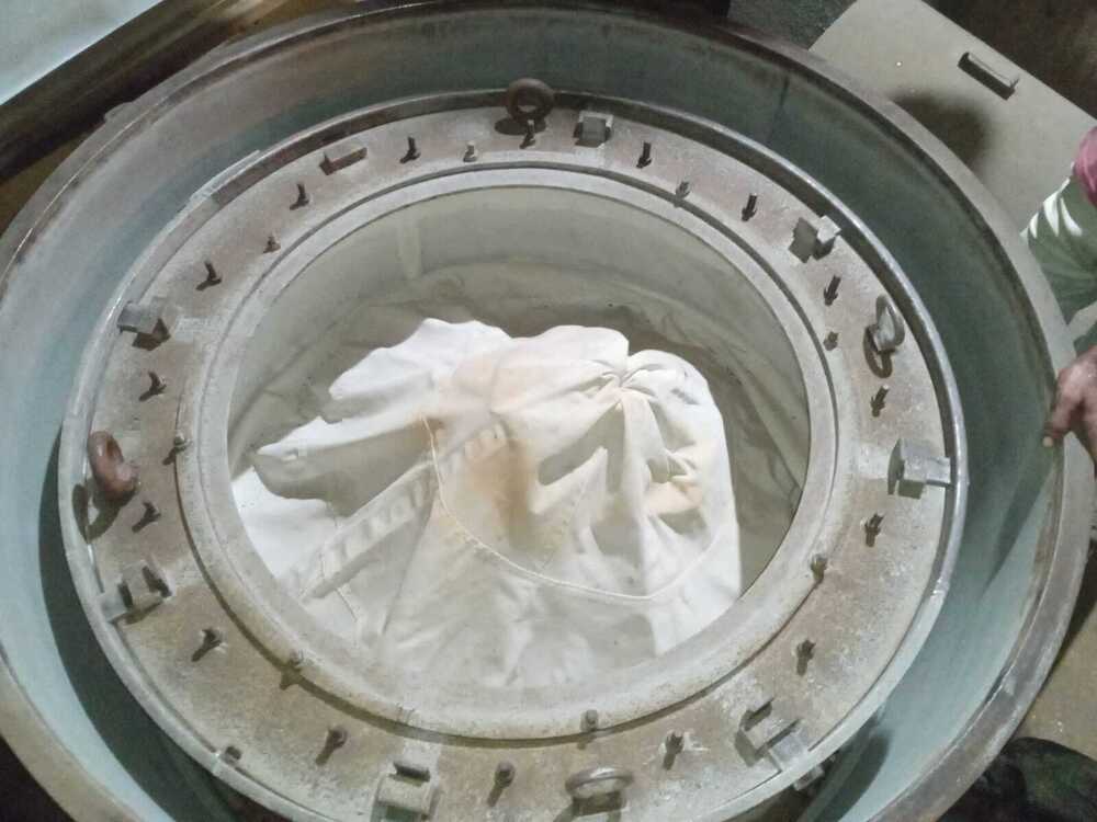 Refurbished Industrial Centrifuge Machine SUKHRAS