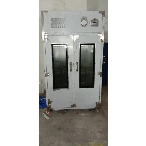 Dynamic Garment Cubicle