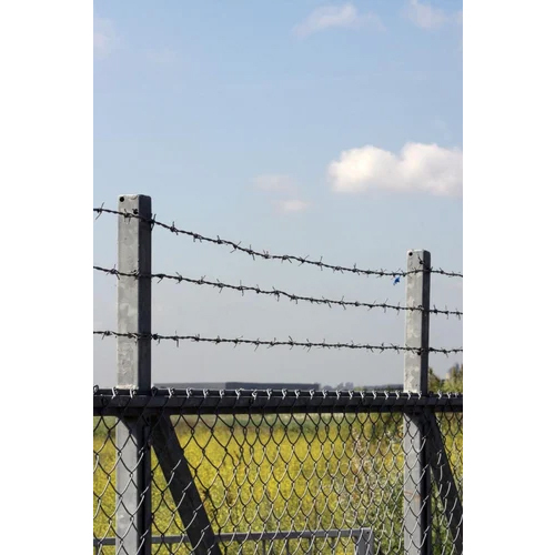 2Mm Galvanized Fencing Mesh - Color: Silver