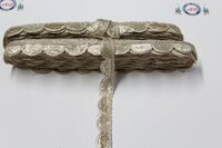 BORDER SEQUENCE LACE