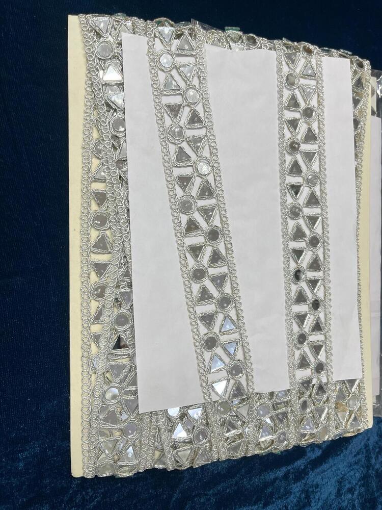 fancy mirror lace