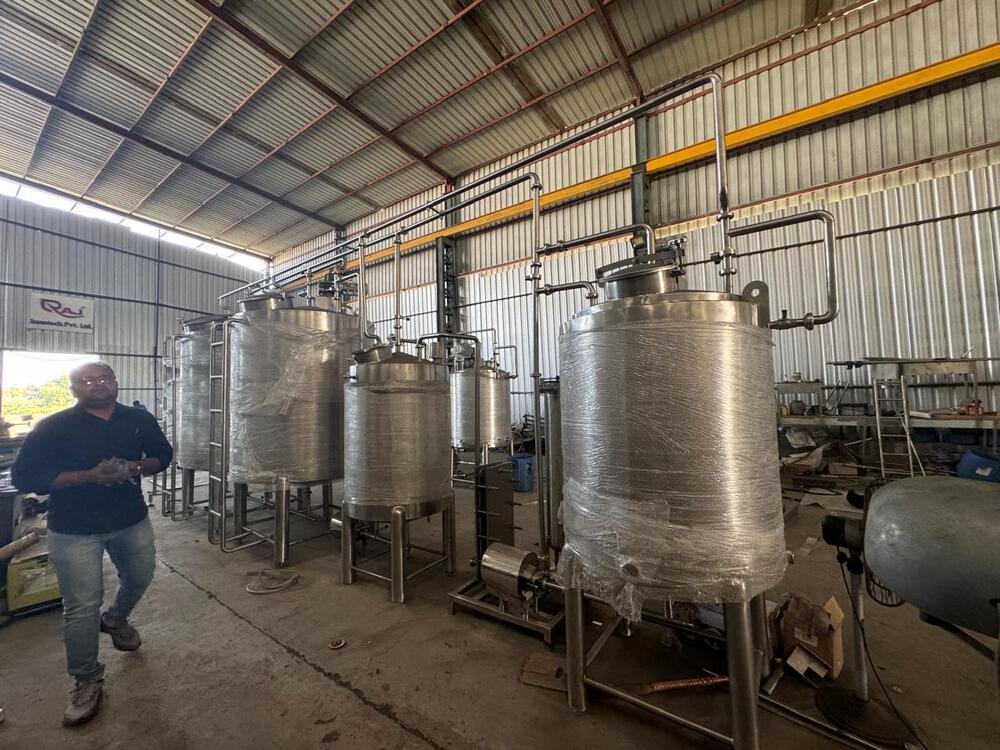 Soft Drink Machinery - Automatic Grade: Semi-automatic