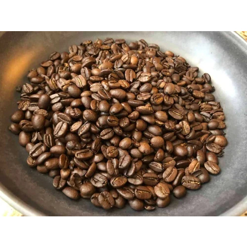 Medium Roasted Coffee Beans - Cultivation Type: Common