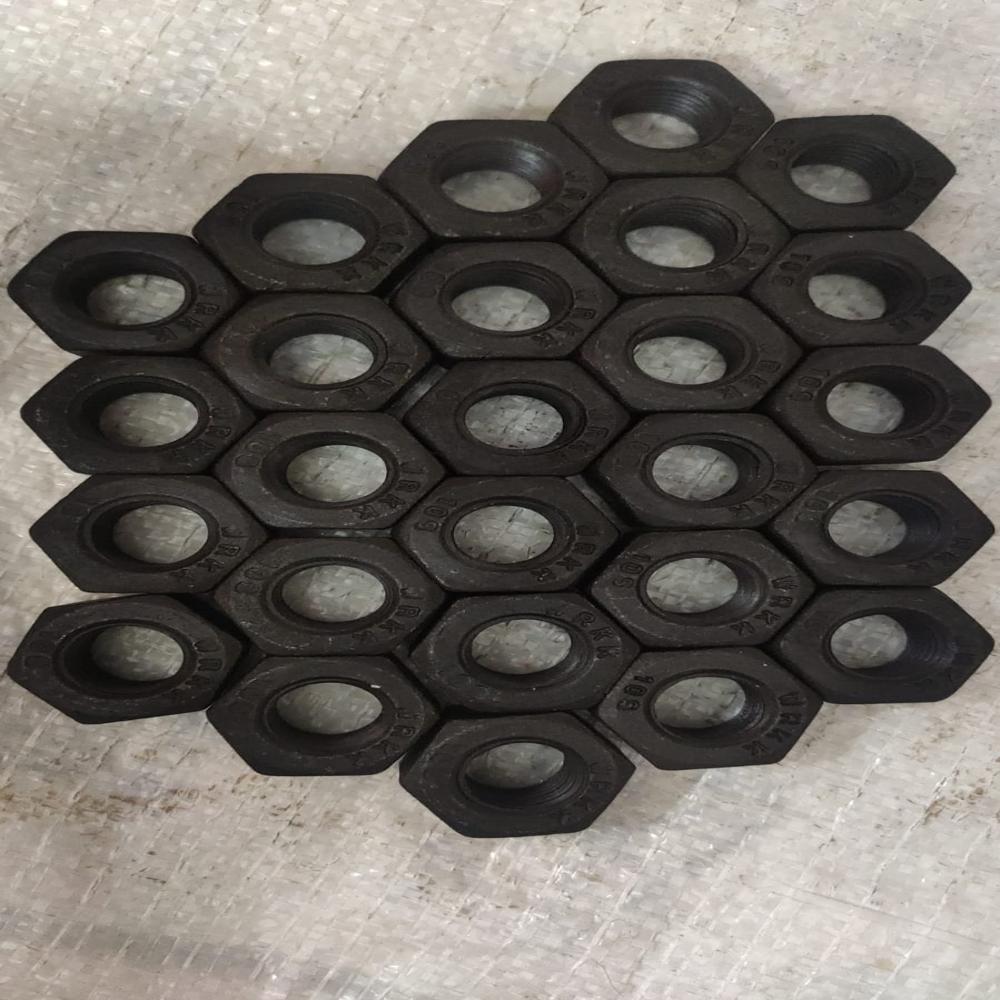 Hsfg Nuts Gr 8s / 10s - Color: Black