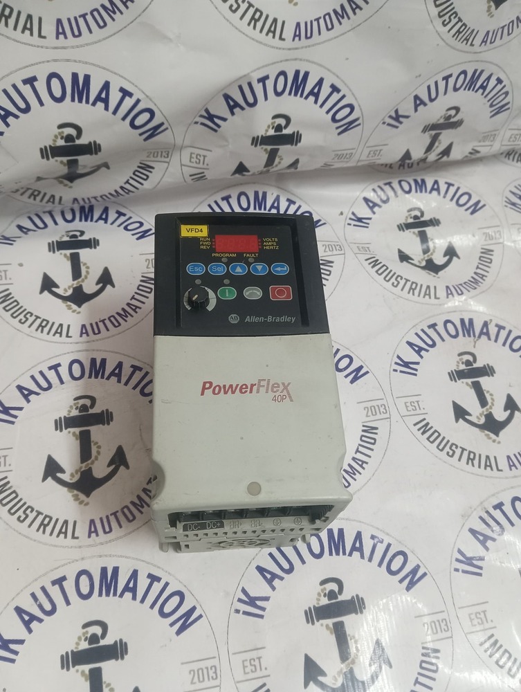 ALLEN BRADLEY SERVO DRIVE AND SERVO MOTOR