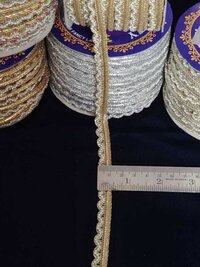 border moti lace