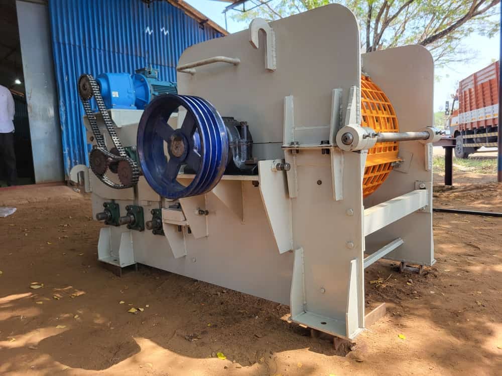 Wood Shredder - Color: White