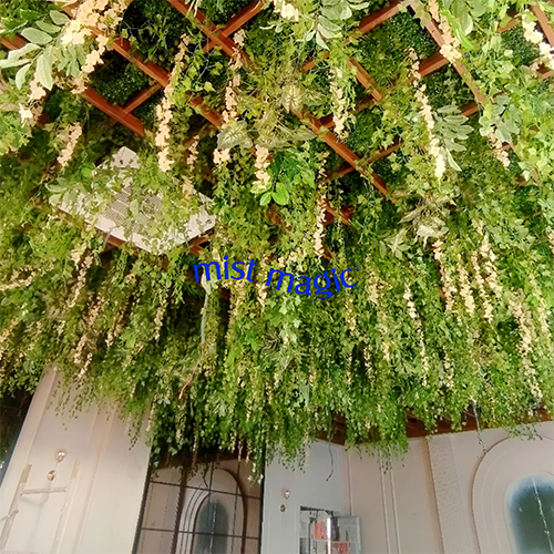 Green Hanging Roof Garden