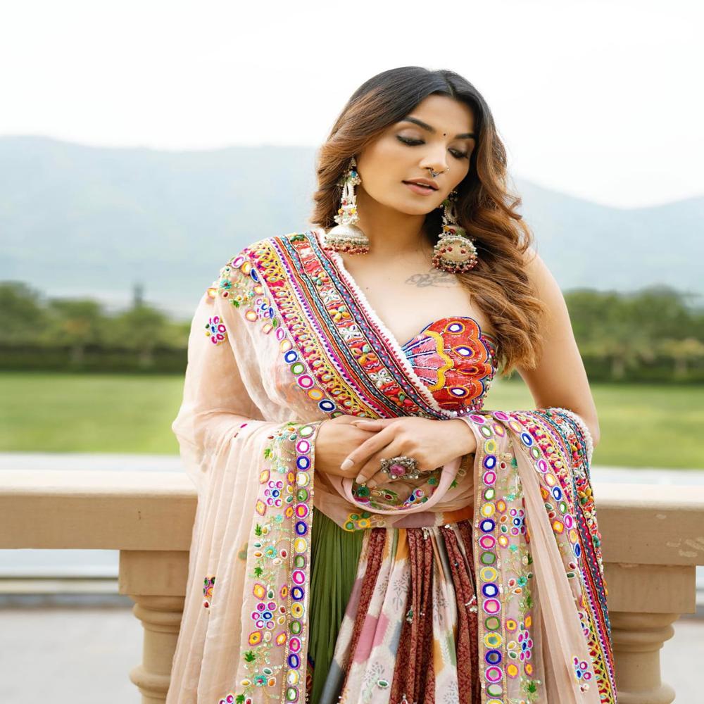 Navratri Chaniya Choli - Muslin Cotton Semi-stitched Lehenga With Real Mirror Work, 4 Meter Flair And 41 Inch Length, Unstitched Blouse & Duppata