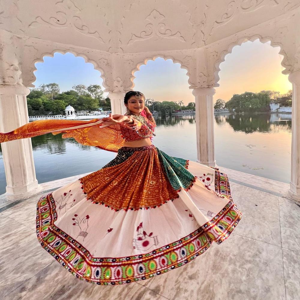 Navratri chaniya choli