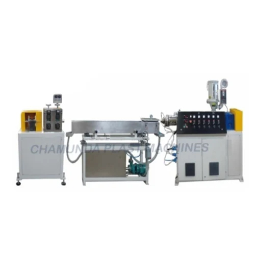 Soft Pvc Garden Pipe Making Machine - Capacity: 100 Kg/Hr