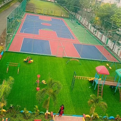 Artificial Grass Turf - Pe Material With Pvc Coated Technique, 4-8 Mm Thickness, 15 Kg Weight | Low-maintenance Solution For Residential And Commercial Spaces