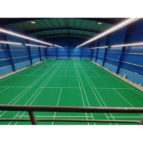 Badminton Court PVC Vinyl Flooring - Custom Sizes, Vibrant Green Color, 4.5mm to 8mm Thickness, Non-Slip Surface Treatment for Enhanced Safety
