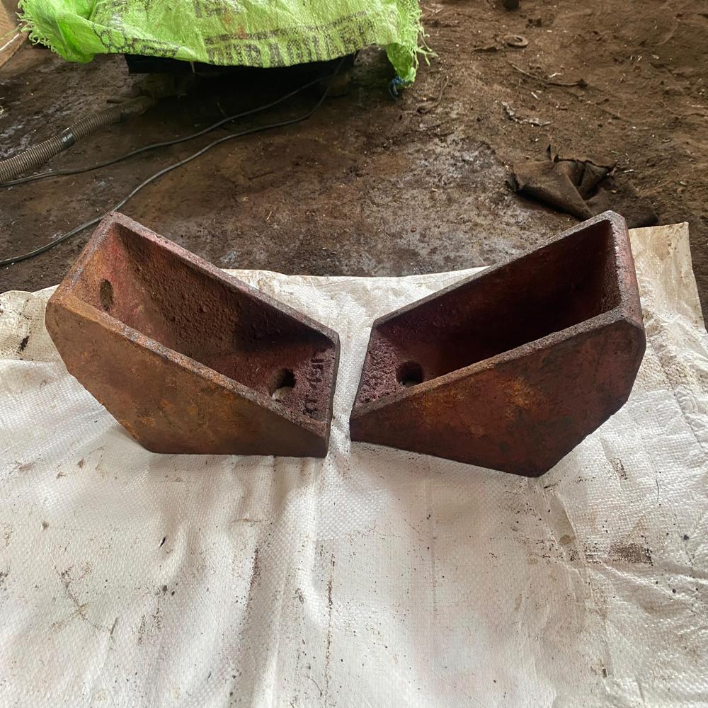 Cast Iron Check Rail Block