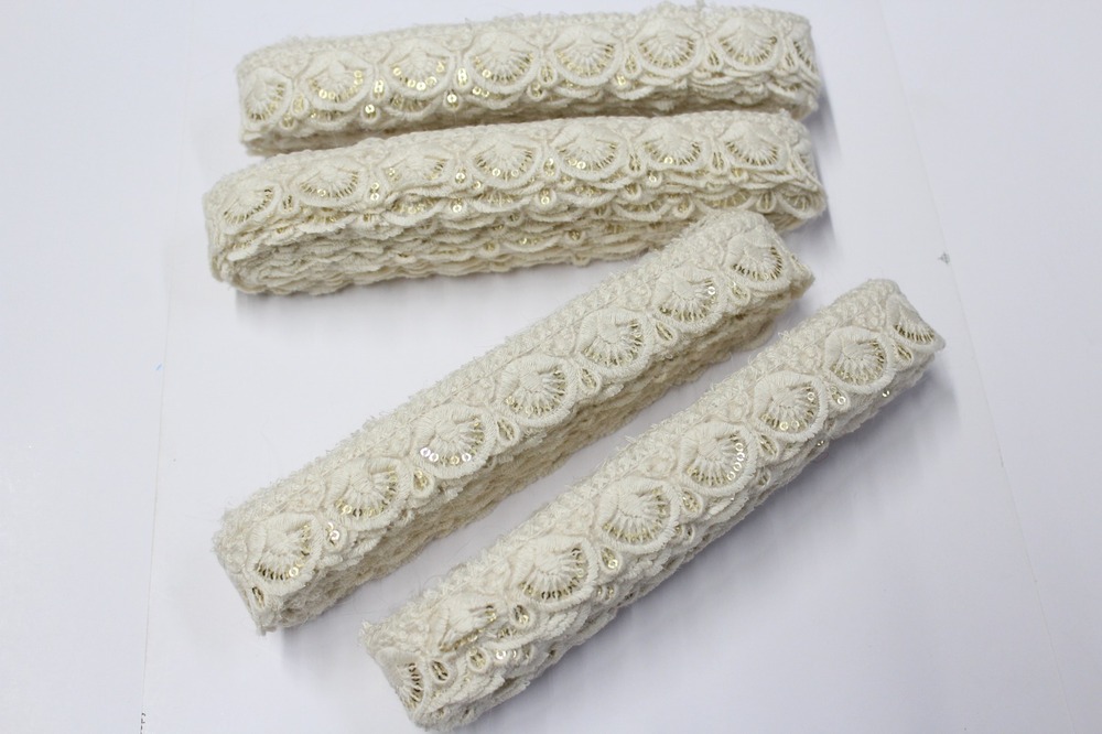 embroidery  Sequence lace