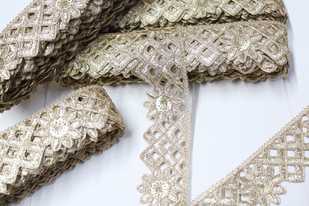 Golden Sequence Lace - 1.5 Inch Width, 9 Mtr Length, Golden Color, Fancy Flower Design | One-sided, Embellished With Sequins And Jari Work
