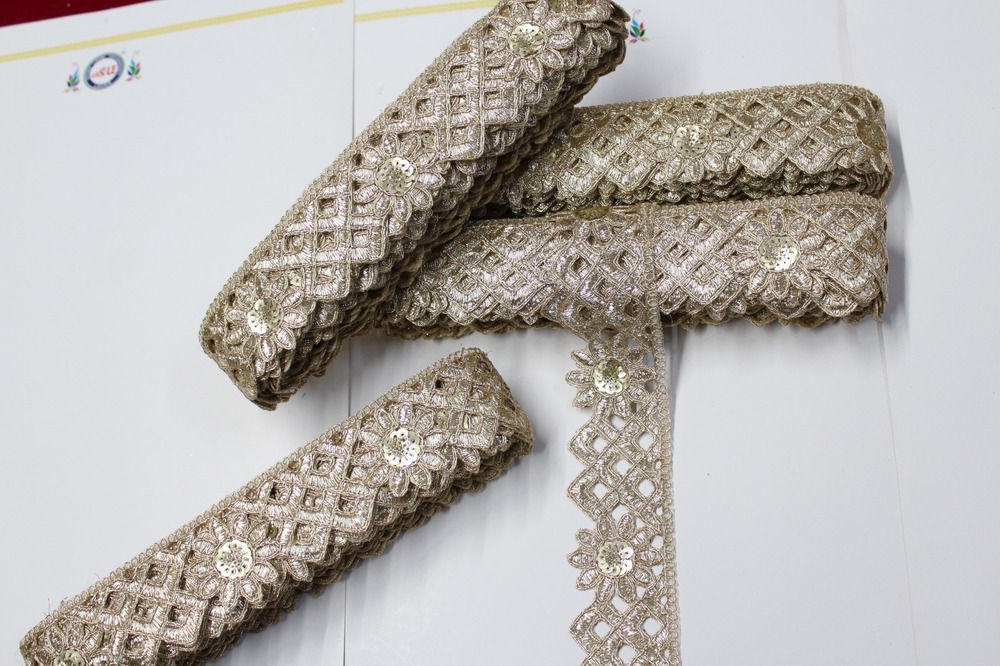 Golden Sequence Lace - 1.5 Inch Width, 9 Mtr Length, Golden Color, Fancy Flower Design | One-sided, Embellished With Sequins And Jari Work