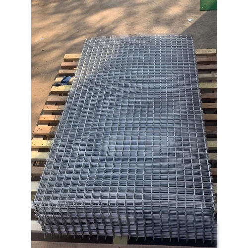 Ss304 Hot Dipped Galvanized Weld Mesh - Color: Silver