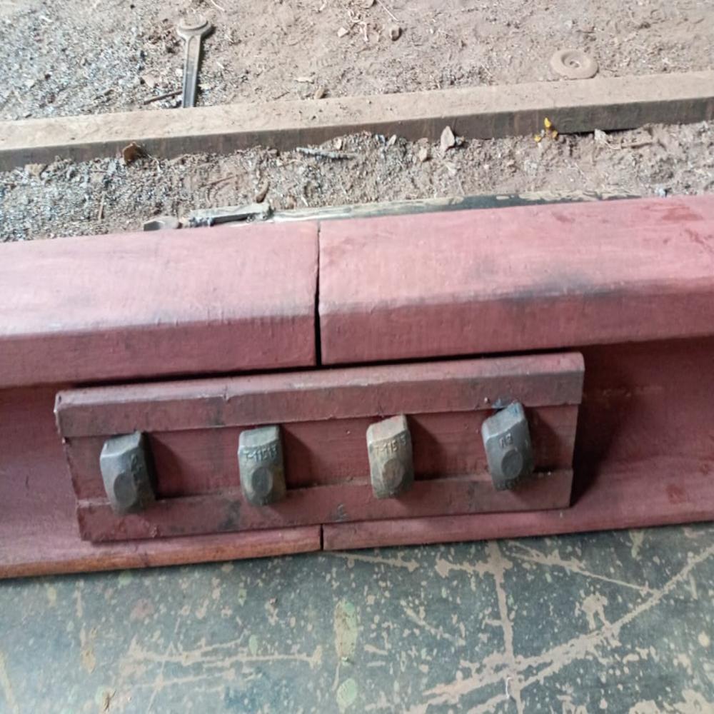 Cr120 Fish Plate Color: Red at Best Price in Mumbai Pawan