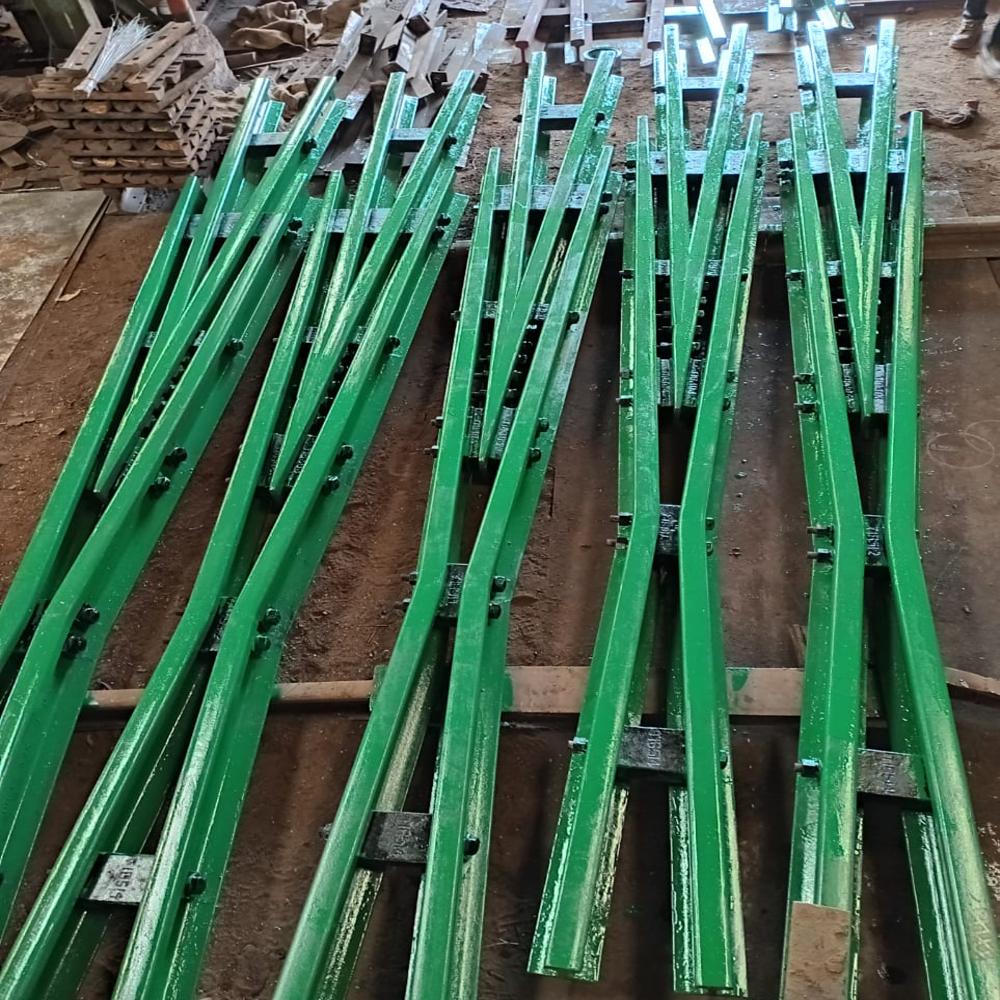 1 In 8.5 Builtup Crossing - Color: Green