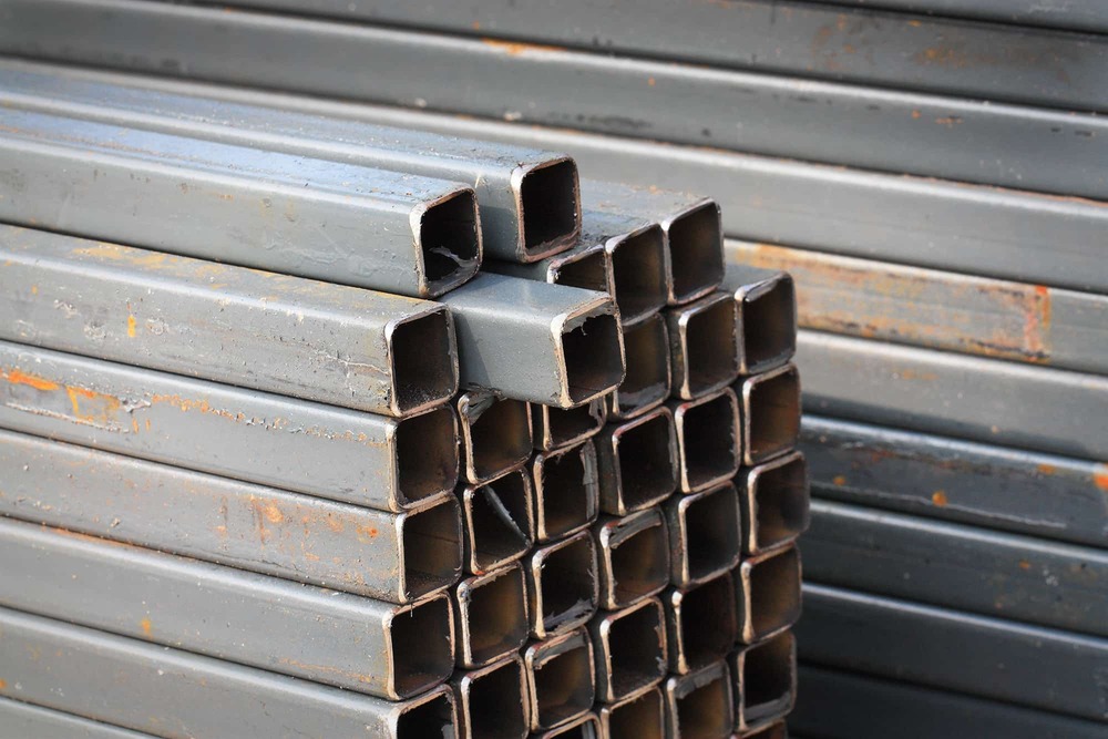 Ms Square Pipe - Length: 6 Meter (M)