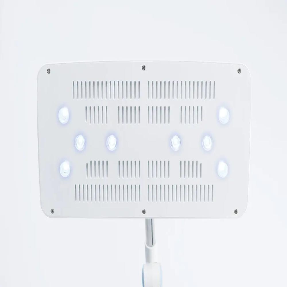 Bistos Neonatal Phototherapy LED Model BT 400