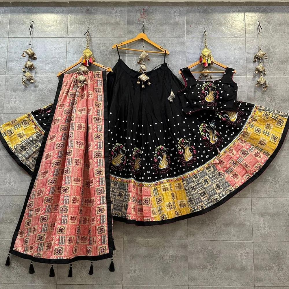 Navratri chaniya choli