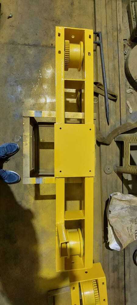 End Carriage For Eot Crane - Steel, Variable Dimensions | Load Capacity: 10-50 Tons, Wheel Diameter: 300-500 Mm, Electric Drive Type, Iso 4306 Standards