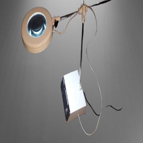 Led Magnifying Lamp With 125mm Lens, Adjustable Stand And Heavy Cast Iron Base - Application: Laboratory