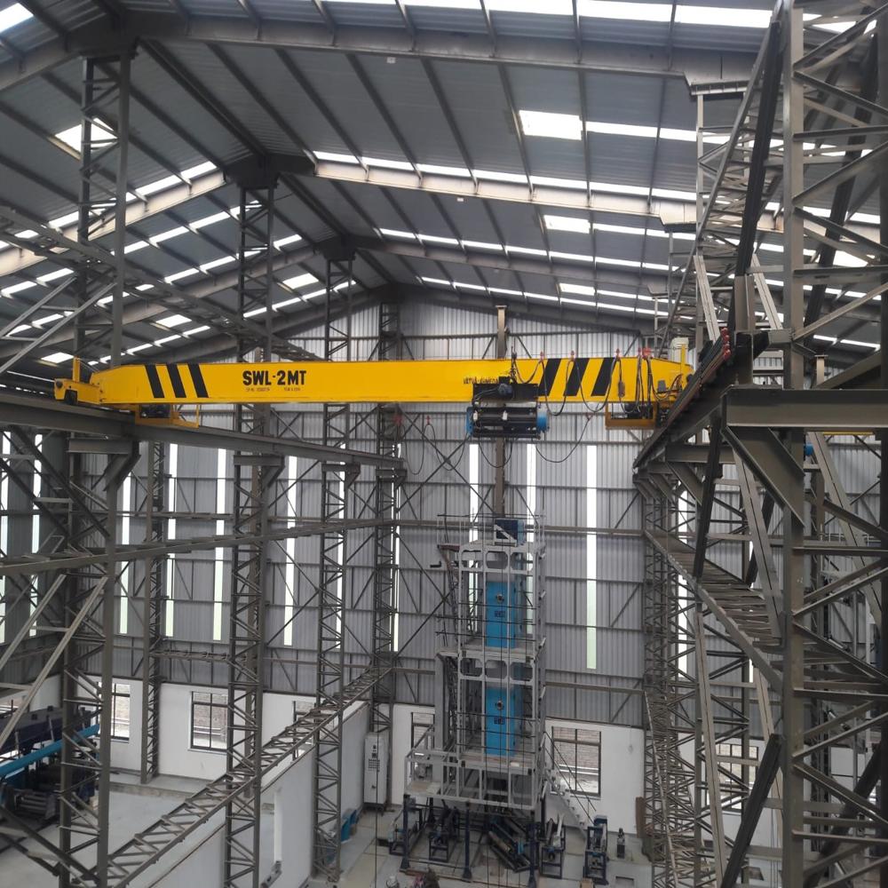 Single Girder Overhead Eot Crane - Color: Golden Yellow