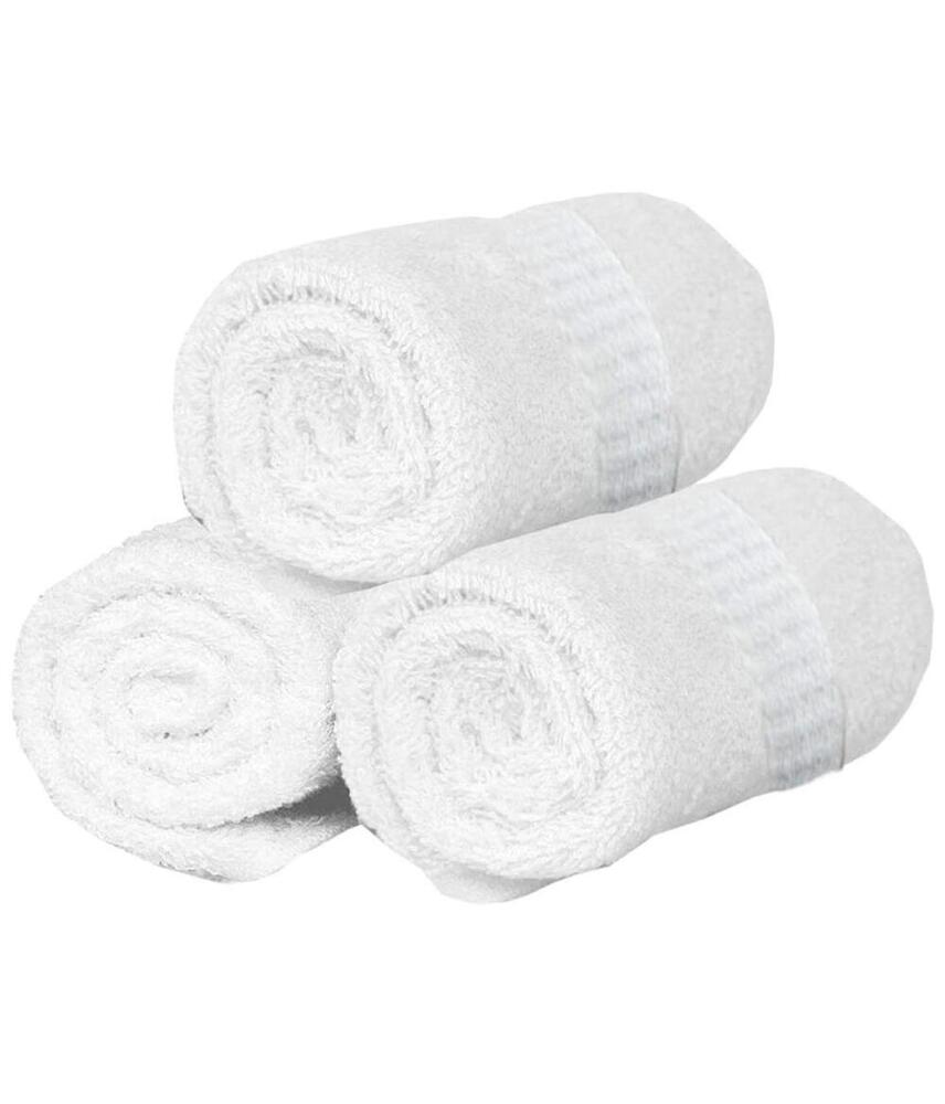 hotel towels
