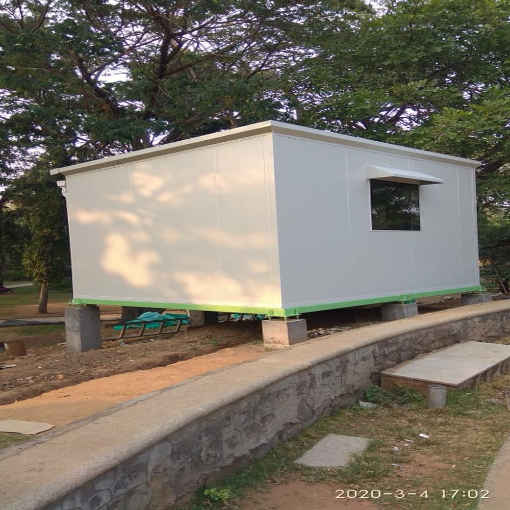 Puf Panel Building - Color: White