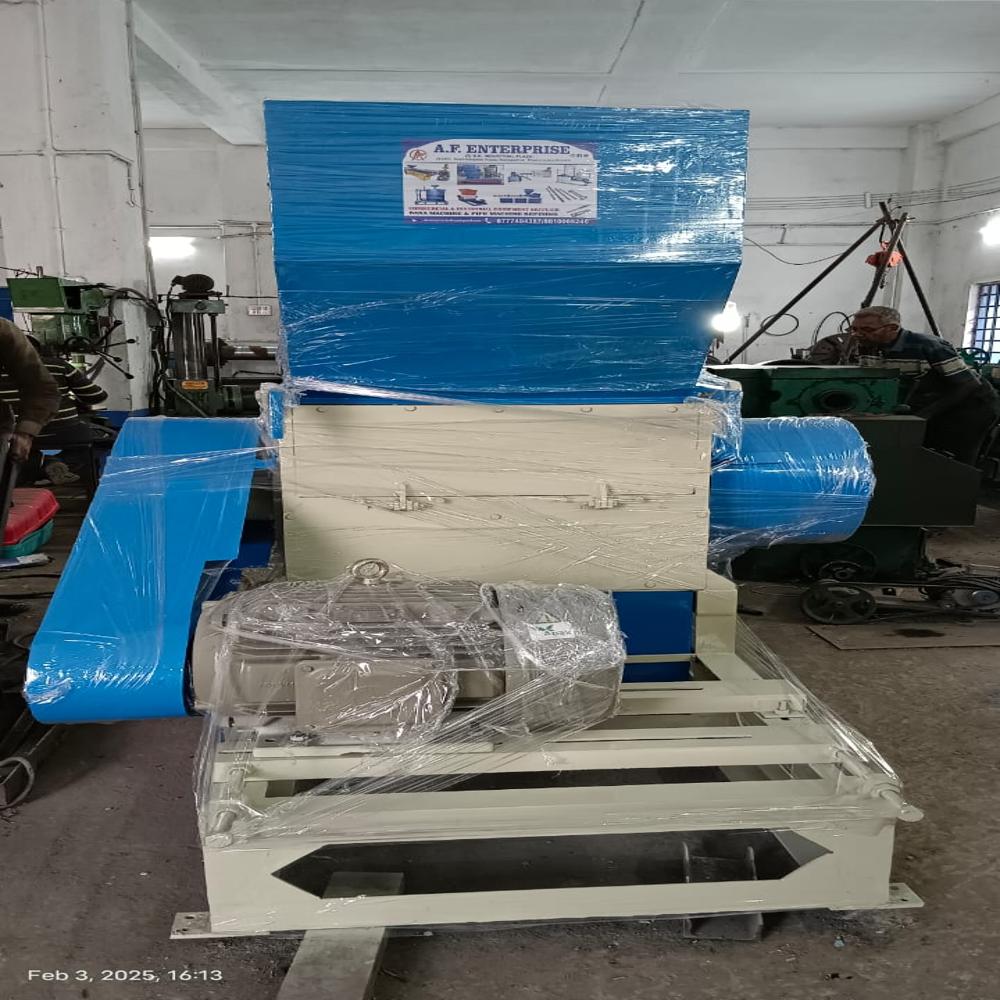 Industrial Plastic Scrap Grinder Machine 24" - Automatic Grade: Semi-automatic