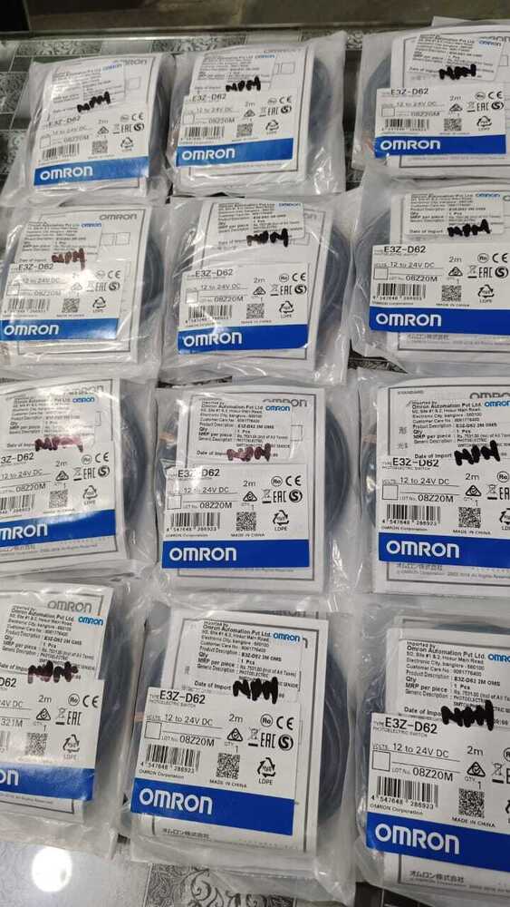 OMRON PHOTOELECTRIC SENSOR 12 TO 24VDC, E3Z-D62