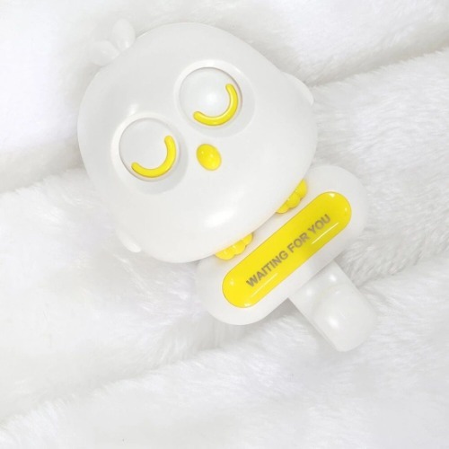 Wink Bird Holder Hooks - High-quality Durable Plastic, 104mm X 45mm X 60mm , Charming Design With Strong Adhesive For Damage-free Installation And Versatile Use