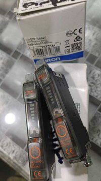 Omron Fiber Optic Sensor, E3x-na44v - Accuracy: High Precision