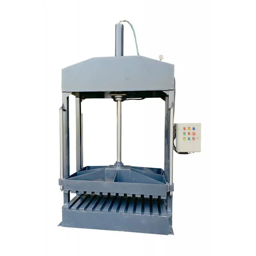 Tarpaulin Bale Press