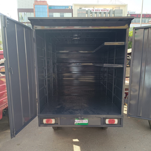 Lithium Battery E Cart With Container Body - Load Capacity: 500 Kilograms (Kg)