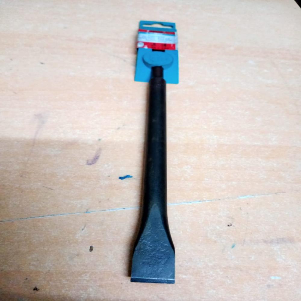 Heller Flat Chisel - Color: Black