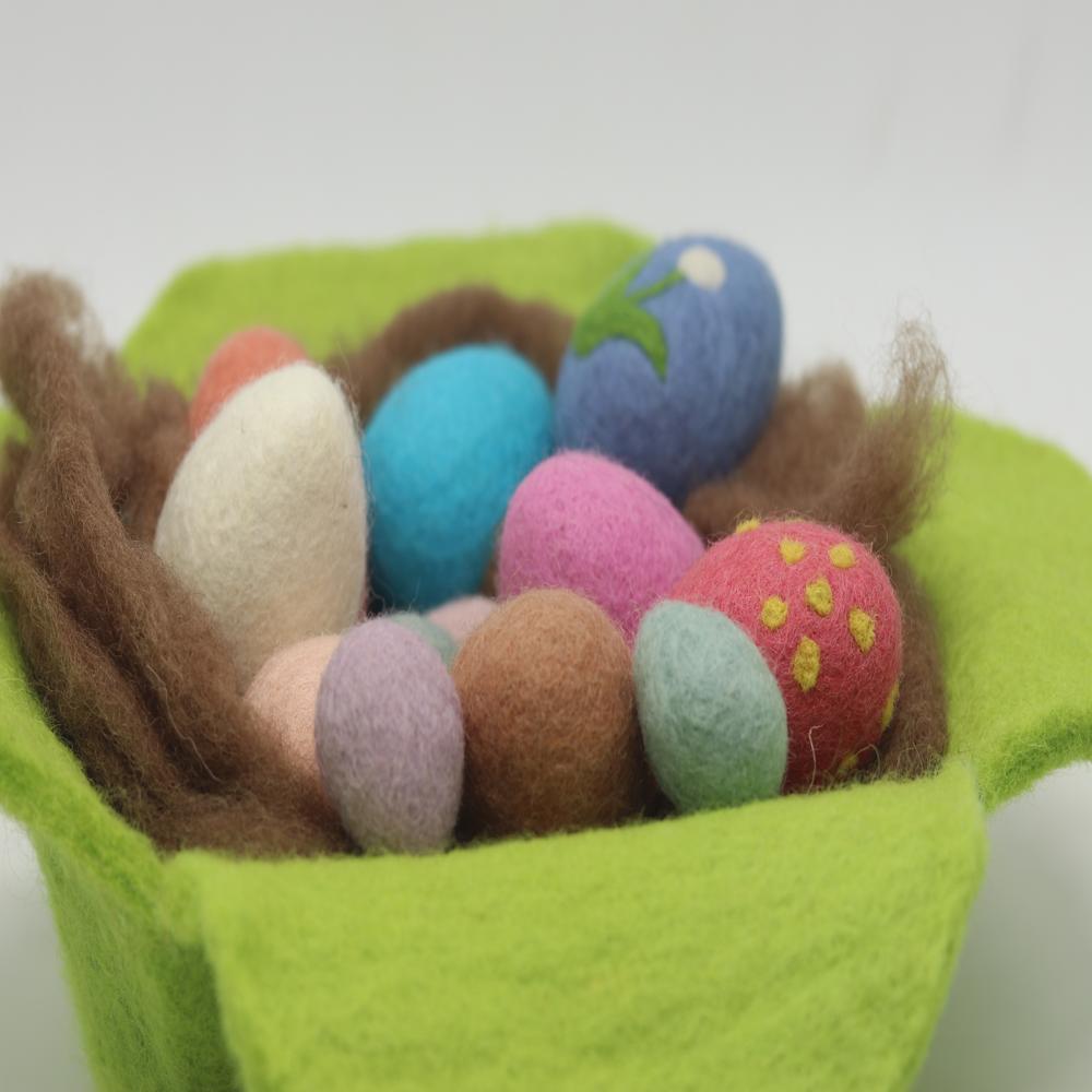 Felt Easter Eggs - Coating Material: Natural Wool